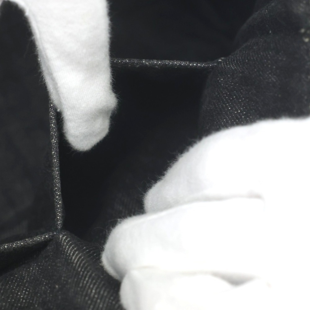 PRADA Bag - Picture 14 of 16